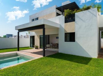 Casa · 261m² · 3 Recámaras · 2 Estacionamientos · Casa en Venta Al Norte de Merida