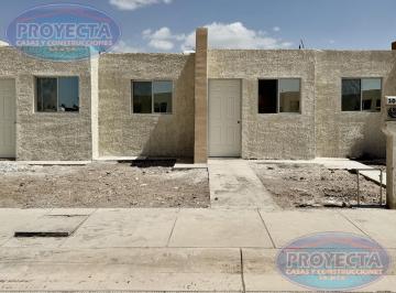 Casa · 90m² · 2 Recámaras · 1 Estacionamiento · Casa en Venta Cerca de Aurrera Milenio con Cimientos en Frac. Valladolid