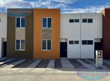 Casa · 108m² · 3 Recámaras · 2 Estacionamientos · Casa en Venta Cerca del Santuario, Frac. Ciudad San Isidro