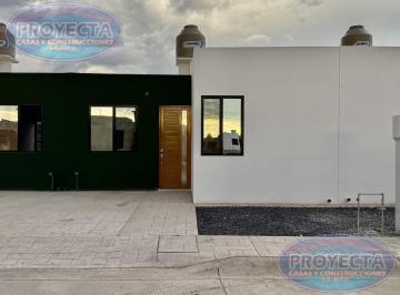 Casa · 105m² · 2 Recámaras · 1 Estacionamiento · Casas en Venta Cerca de Salida a Mexico en Fraccionamiento Pirineos
