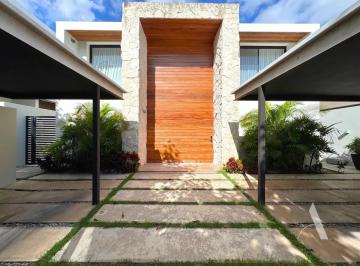 1 · Casa de Lujo en Lagos del Sol, con Amenidades Exclusivas