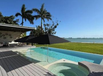 1 · Casa en Venta en Zona Hotelera, Benito Juárez, Quintana Roo