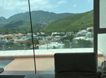Casa · 350m² · 2 Recámaras · 2 Estacionamientos · Casa en Venta, Totalmente Equipada, Bosques de Valle Alto, Monterrey, Nuevo León