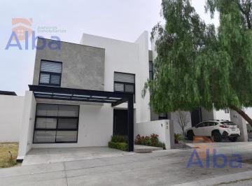 Casa · 175m² · 4 Recámaras · 2 Estacionamientos · Casa en Renta en St Angelo