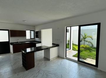 Casa · 180m² · 3 Recámaras · 2 Estacionamientos · Casa Nueva en Venta Fraccionamiento Palmira Zona Country