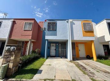 f06451bb5acba7d523fa3fb0ed83e7b3e252a2ad2cc3fe6402e04c1ff52e3000 · Casa de 2 Recamaras en El Fortín