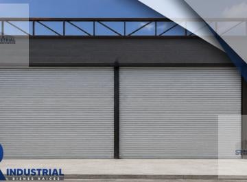 Bodega comercial · 500m² · 4 Estacionamientos · Bodega en Renta en Monterrey