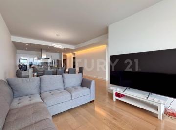 Departamento · 202m² · 3 Recámaras · 2 Estacionamientos · Departamento en El Piso 34 de Torre Mítikah con Vista Panorámica Al Ajusco