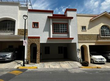 Casa de 3 habitaciones, Santa Catarina · Casa en Venta Residencial La Huasteca