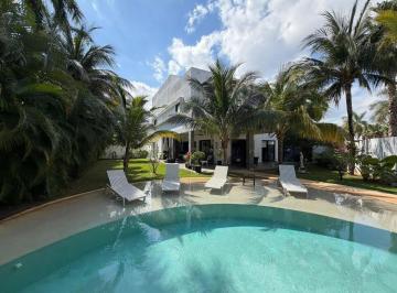 1 · Casa en Venta en Residencial Villa Magna, Benito Juárez, Quintana Roo