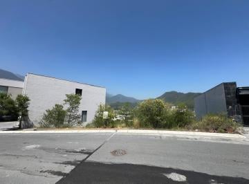 Terreno / Lote · 360m² · Terreno en Venta Loma Bonita, Monterrey, Carretera Nacional