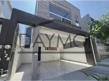 Casa en condominio de 3 habitaciones, García · Casa en Calle Margarita #112, Fracc. Residencial Santuario, García, Nuevo León.