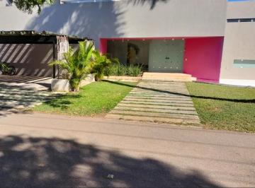 1 · Casa en Renta con Vista Al Campo, en Club de Golf La Ceiba