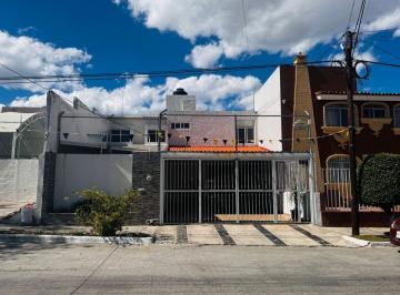 Casa de 6 habitaciones, Zapopan · Residencia en Jardines Vallarta
