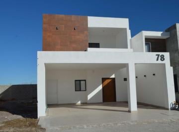 Casa · 160m² · 3 Recámaras · 2 Estacionamientos · Casa en Venta en Viñedos Torreón Coahuila