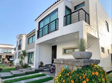 Casa en condominio de 3 habitaciones, Metepec · Casa Renta en Condado del Valle