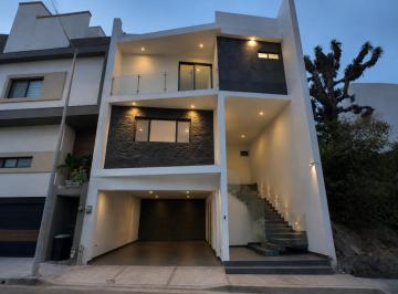 1 · Casa en Venta en Cumbres Elite, Monterrey.
