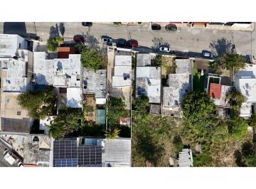 Terreno / Lote · 384m² · 2 Recámaras · 2 Estacionamientos · Terreno en Venta en Montebello Mérida