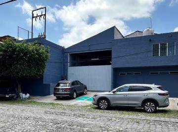 Excelente ubicación en Cd Granja 1,260 mts2 · Excelente Bodega en Venta