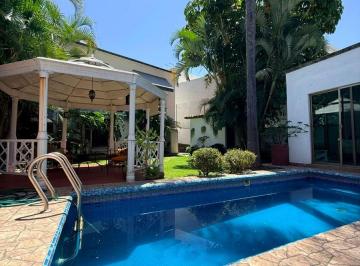 Casa de 3 habitaciones, Cuernavaca · Casa en Venta en Palmira