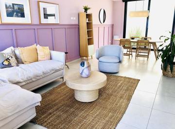 Casa · 110m² · 3 Recámaras · 2 Estacionamientos · Casa en Cumbres del Cimatario de 3 Recámaras