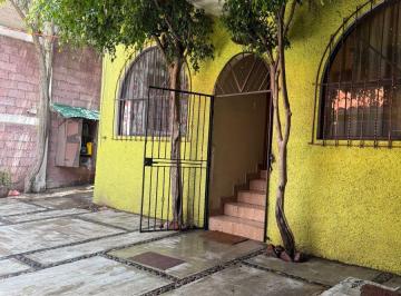 Casa de 4 habitaciones, Tlalnepantla de Baz · Casa de 250 m² con 4 Recámaras en Venta en Lázaro Cárdenas
