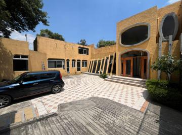 Casa · 723m² · 3 Recámaras · 7 Estacionamientos · Venta de Casa en Toriello Guerra - (4)