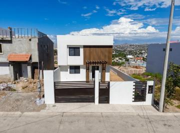 Casa · 275m² · 3 Recámaras · 2 Estacionamientos · Casa Amueblada en Venta en Rosarito | Residencial Privado - (4)