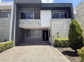 f39ce03a778c6f1a837fa6b8516381396d9b23e143e9127c9b4d25528a8ffcb9 · Casa en Renta en Refugio Querétaro