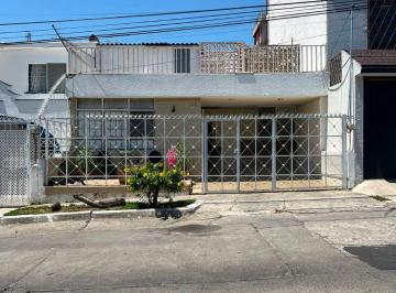 Casa de 3 habitaciones, Guadalajara · Casa en Venta Fraccionamiento Jardines Alcalde de Una Planta