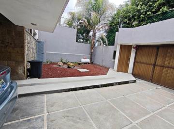 Casa uso de suelo de 10 habitaciones, Guadalajara · Casa en Venta con Uso de Suelo