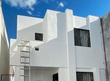 Casa · 80m² · 2 Recámaras · 2 Estacionamientos · Venta en quinta colonial, apodaca N. L.