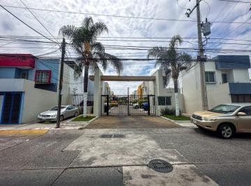 Casa en condominio · 116m² · 3 Recámaras · 2 Estacionamientos · ¡Casa en Coto Privado de Solo 31 Residencias en Jardines de Los Historiadores en Guadalajara!