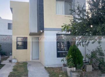 Casa · 88m² · 3 Recámaras · 2 Estacionamientos · Casa en Venta en García