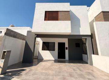 Casa · 119m² · 3 Recámaras · 2 Estacionamientos · Casa en Renta, Estancias Valle de Plata, Apodaca