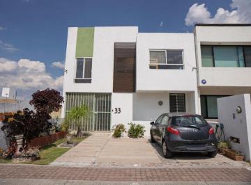 Casa de 4 habitaciones, Querétaro · Exelente Casa, Muy Amplia y Segura en San Isidro Juriquilla. 4 Recámaras