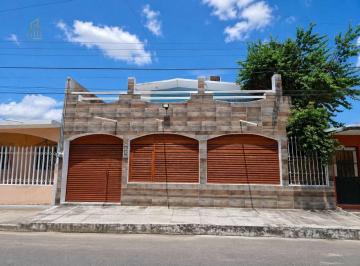 Casa · 190m² · 4 Recámaras · Casa - Playa Linda