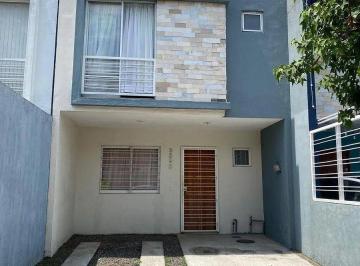 Casa de 2 habitaciones, San Pedro Tlaquepaque · Casa en Parques del Bosque