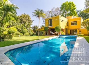 b96ae48ac3a6bdd9f6224fefd82ef9c9c0603e8e2ce172c2ac2073b1eceb7ad2 · Villa Amarela