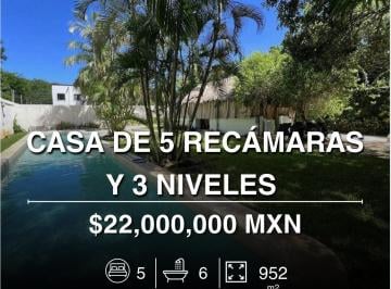 Casa · 661m² · 5 Recámaras · 3 Estacionamientos · Casa de 661.87 m² en La Selva en Venta en Sm 307, Cancún