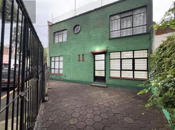 Casa · 164m² · 4 Recámaras · 4 Estacionamientos · Venta Casa en Col. Avante