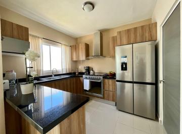 Casa · 112m² · 3 Recámaras · 2 Estacionamientos · Casa en Playa del Carmen