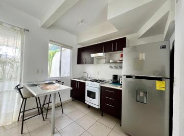 Casa · 68m² · 1 Estacionamiento · Casa en Renta en Paseo Los Olivos Amueblada en Playa del Carmen