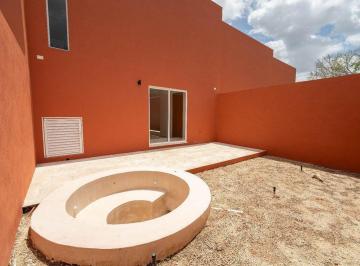 Casa · 162m² · 2 Recámaras · 2 Estacionamientos · Ultimo Townhouse en Temozón Norte, Mérida