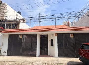 Casa de 2 habitaciones, Querétaro · Renta Casa Uso Comercial y Habitacional Cerca de La Uaq