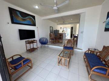 Casa · 60m² · 2 Recámaras · 2 Estacionamientos · Casa Frente Al Mar | Chelem