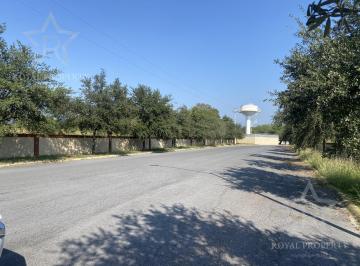 Quinta · 1500m² · 2 Recámaras · 15 Estacionamientos · Quinta en Montemorelos