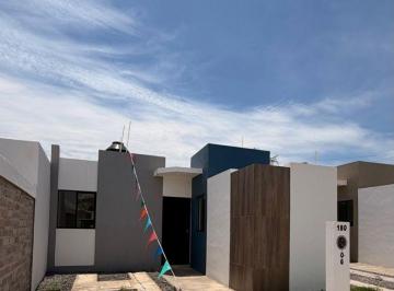 Casa de 2 habitaciones, Villa de Alvarez · Casa en Venta Fracc. Villafuentes 2 Recamaras 1 Baño Villa de Álvarez Colima