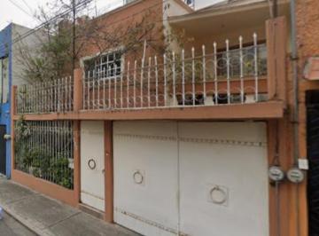 Casa de 3 habitaciones, Coyoacán · Casa en Venta, Coyoacan, Prado Churubusco