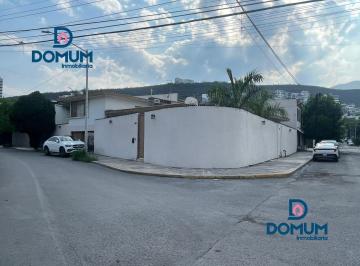 Casa · 520m² · 3 Recámaras · 2 Estacionamientos · Oficina en Renta en Col, Vista Hermosa